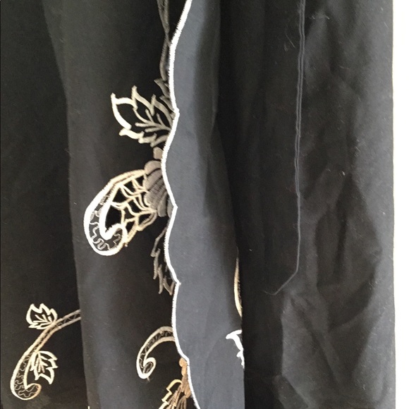 Polyester /Cotton  blend wrap skirt - Picture 7 of 8